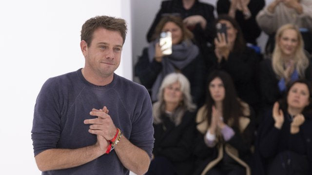 Pourquoi cette Fashion Week de Paris 2025 est-elle unique ?