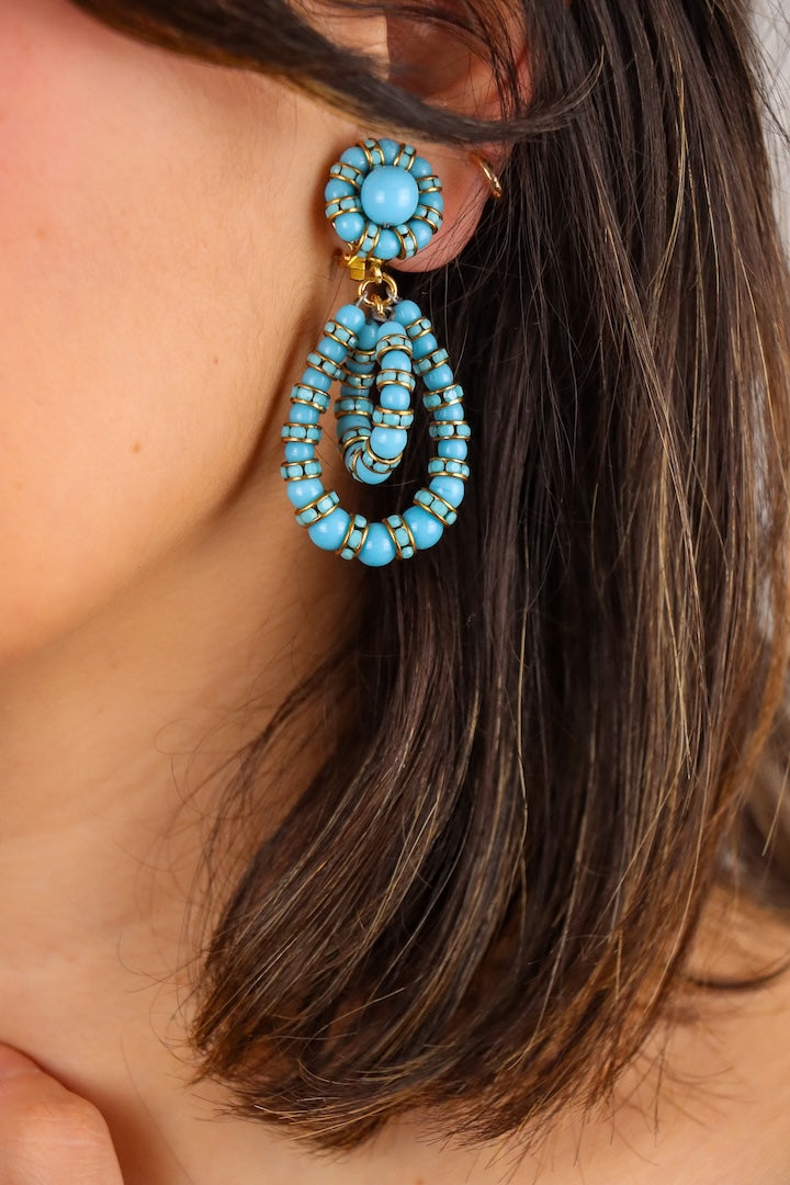 Boucles d'oreilles en perles bleu turquoise faites à la main en France - bijou fantaisie de luxe
