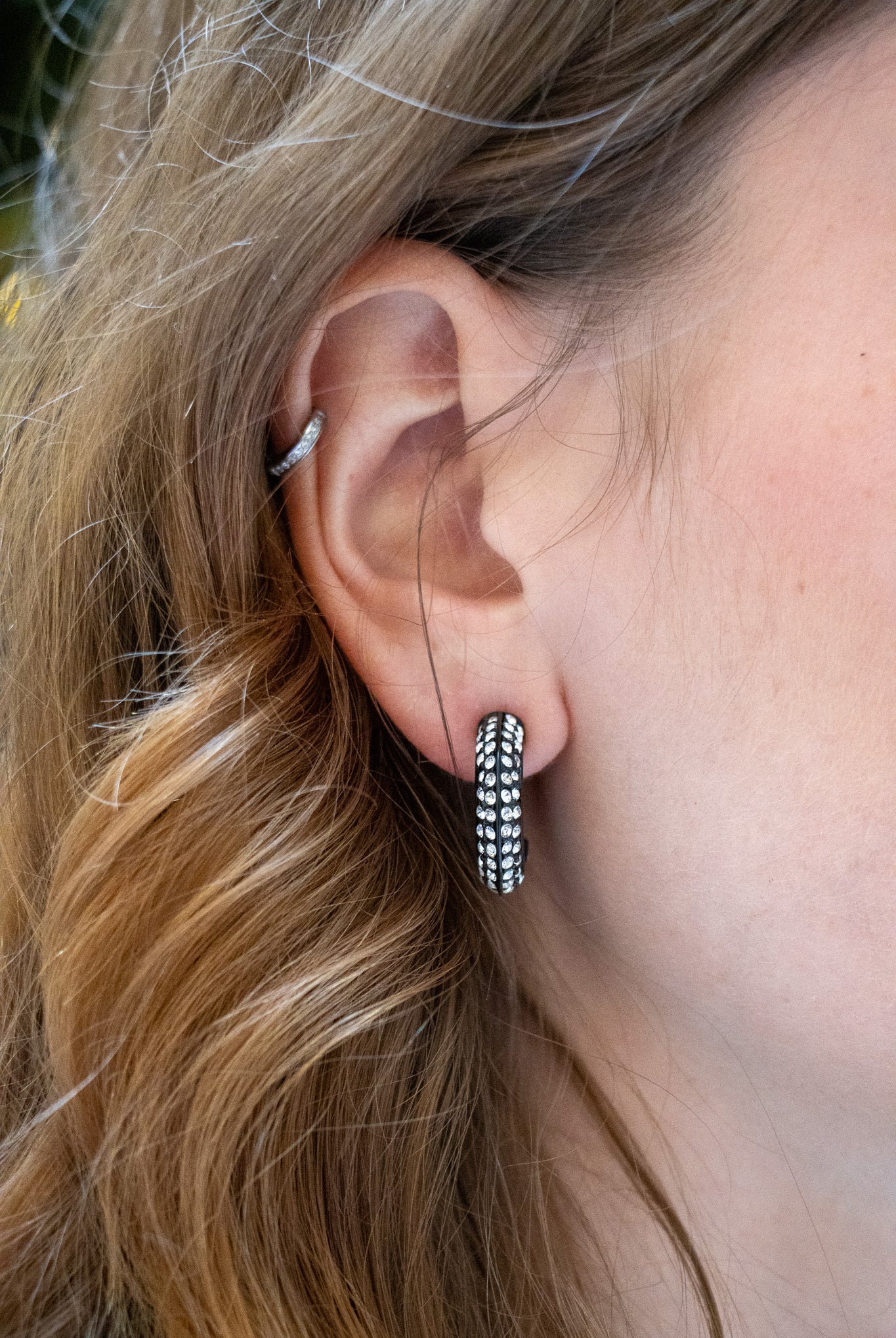 Bijou de fête créoles noir et strass cristal - idée cadeau