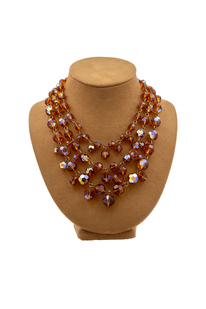 Bijou haute couture topaze vintage aux perles rondes facettées, éclat ambré artisanat parisien 1945