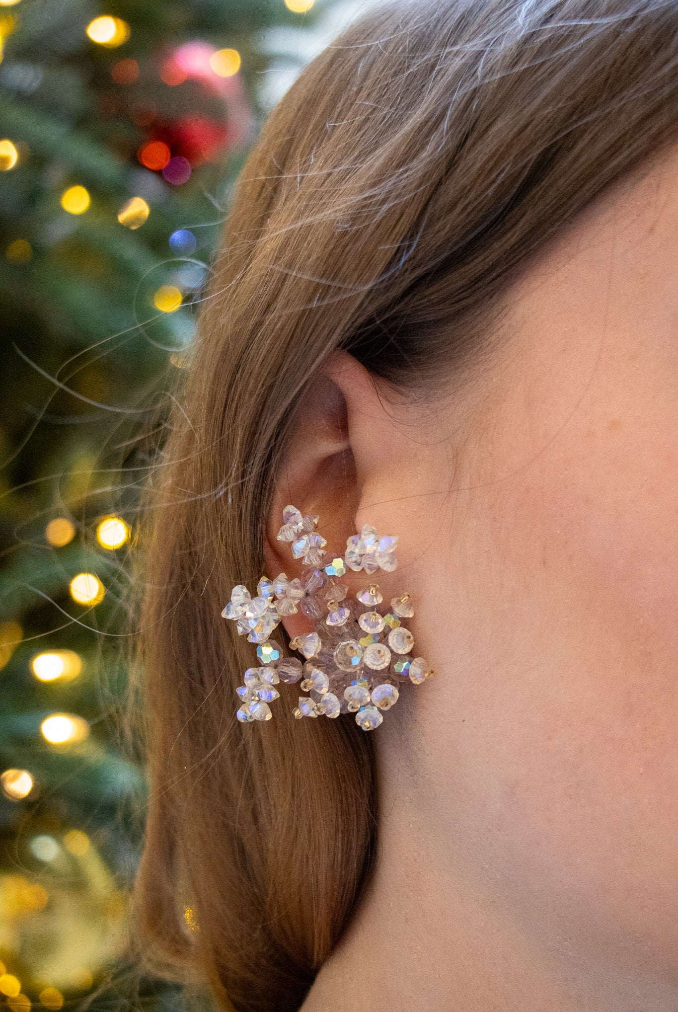 Boucles d'Oreilles en perles cristal avec un effet aurore boréale avec un fermoir clip - bijou vintage des année 1960