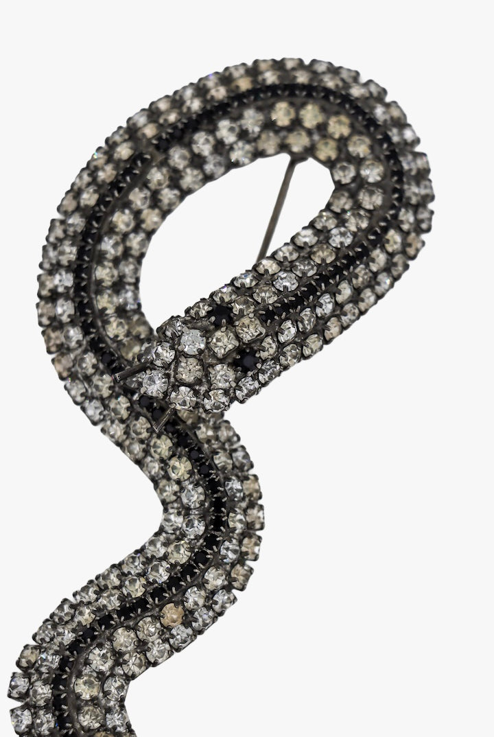 Grosse broche en forme de serpent en strass blanc et noir