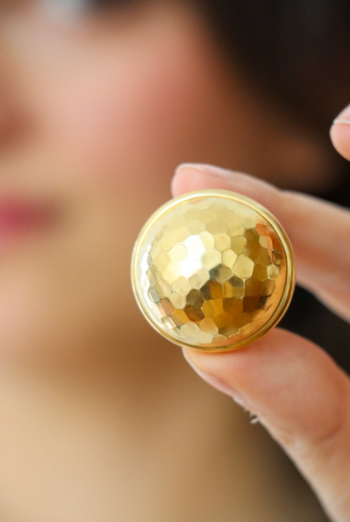 Boules d'oreilles cabochon dorées bijoux Stern - fermoir clip