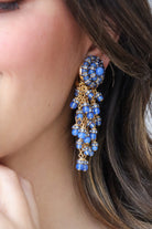 Boucles d'oreilles pendantes fermoir clip en perles et strass - couleur calcédoine bleu jean clair - handmade