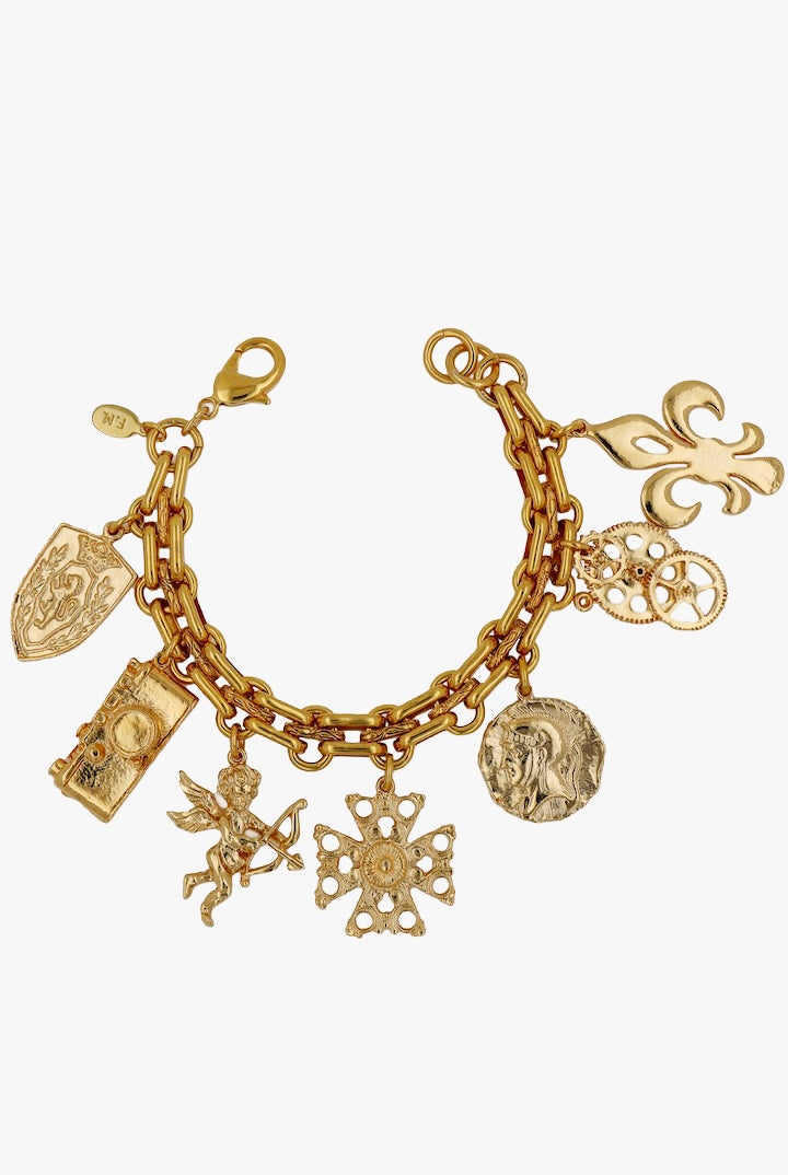 Bracelet à breloques fait main, plaqué or 24 carats, avec des symboles vintage uniques, élégant et intemporel, idéal pour toute occasion.
