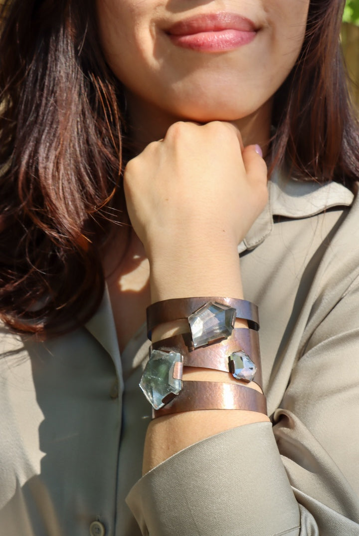 Bracelet manchette vintage créateur Van Der Straeten strass et marron en métal Gros bracelet