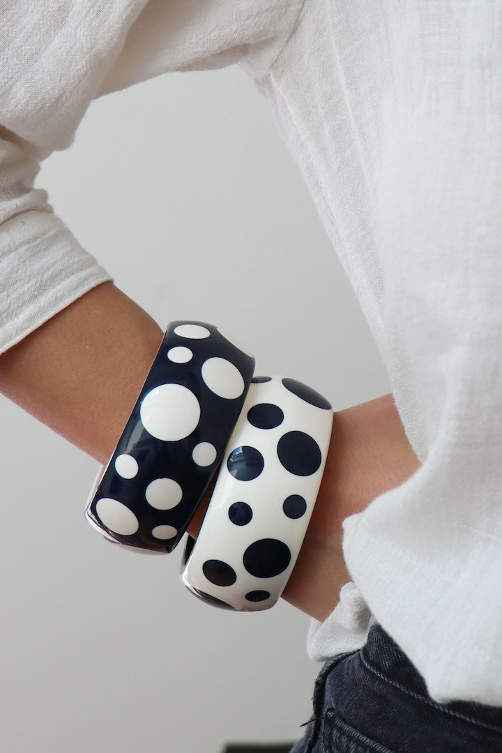 Bracelet Rafia et Bossa Paris blanc et Marine à poids