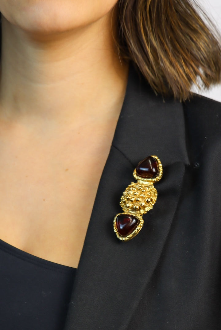 Petite broche vintage dorée détail pâte de verre améthyste violet accessoire fantaisie