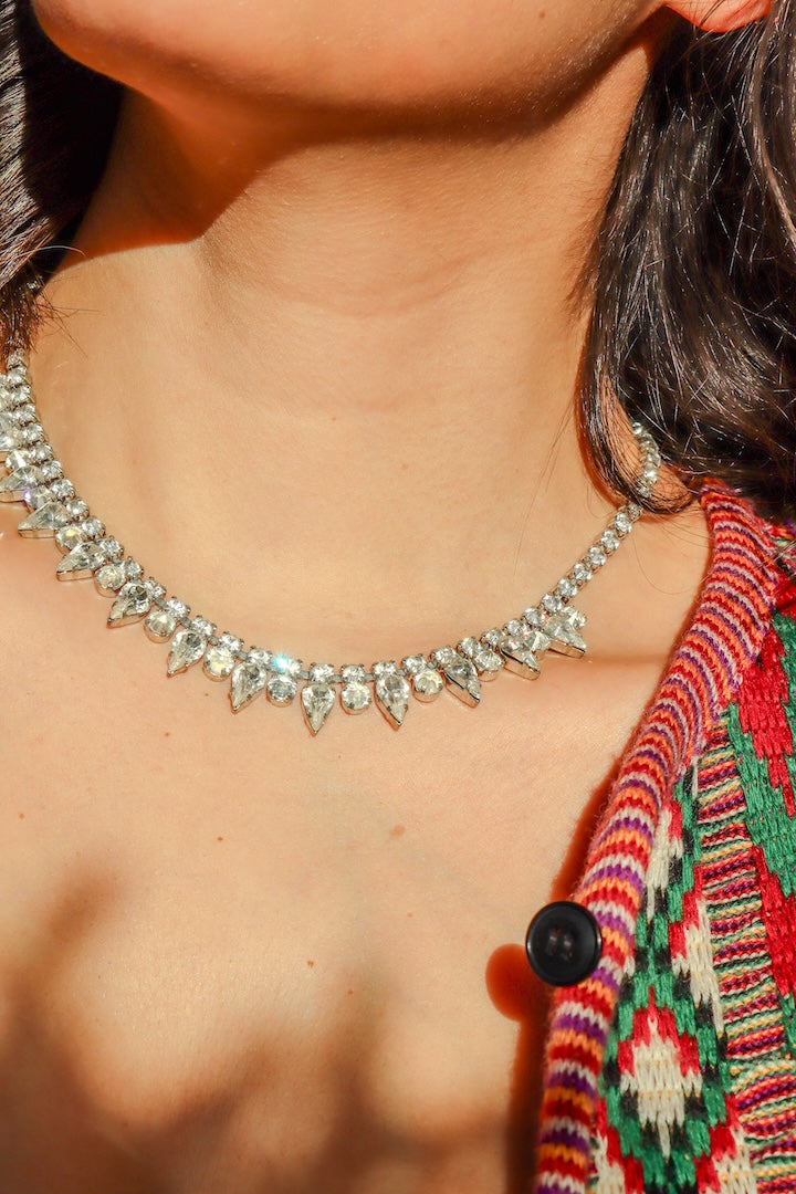 Collier en strass blanc femme vintage de colection effet diamant bijou argenté