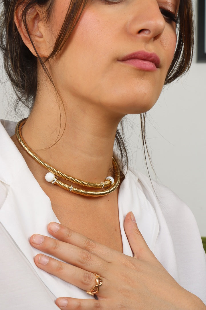 collier doré perles  blanches chocker  strass Swarovski