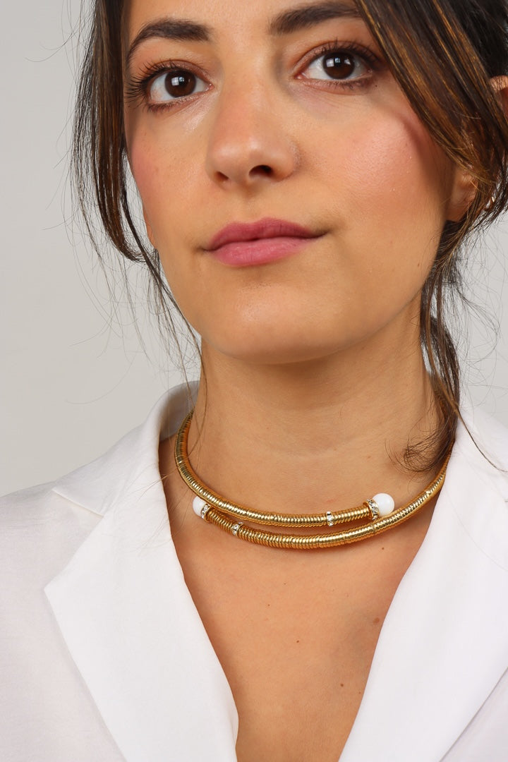 collier doré perles blanches ras de cou strass Swarovski