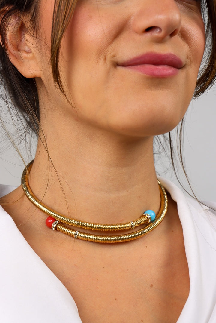 collier ras de cou doré perles rouges et bleues turquoise strass Swarovski