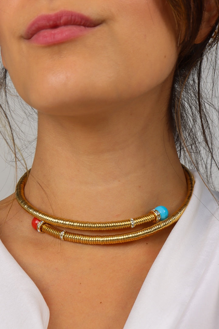 collier doré perles rouges et bleu turquoise chocker strass Swarovski
