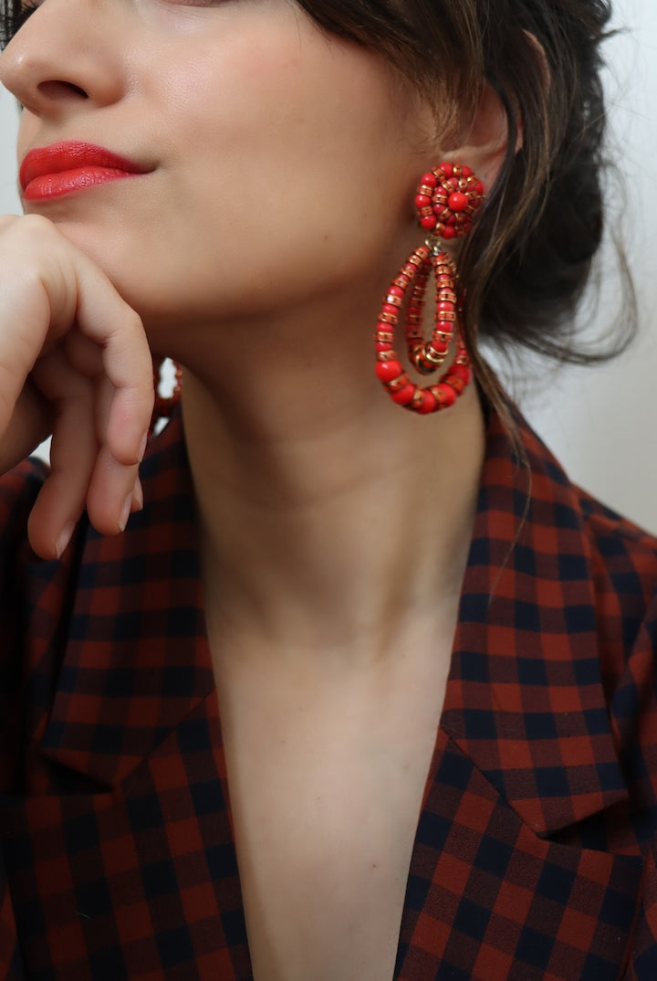 Boucles d'oreilles rouge rubis en perle et en strass fabriquée à la main - Françoise Montague