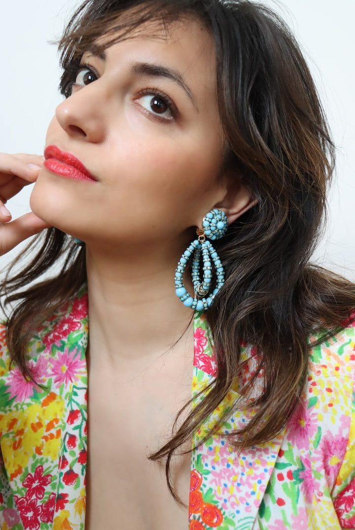 Boucles d'oreilles bleue turquoise pendantes en perles - fait à la main en France