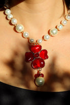 Collier femme tendance fantaisie en perles et en pâte de verre rouge rubis Lucky charms paris