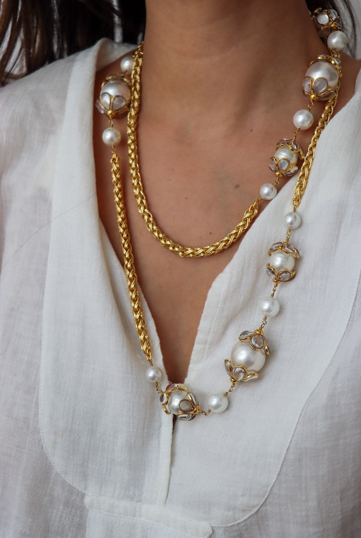 Sautoir en pâte de verre blanc cristal transparent et perles