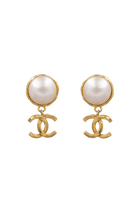 Boucles d'oreilles Chanel vintage pendantes 1994 perle nacrée signées Françoise Montague