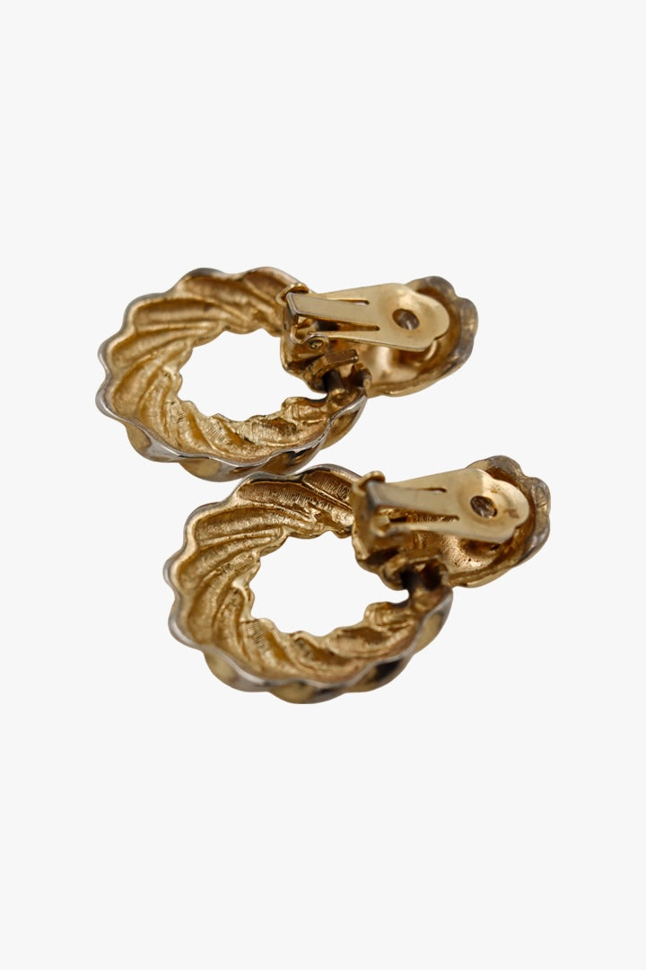 Paire de boucles d'oreilles vintage dorée en forme de créole avec fermoir clip 