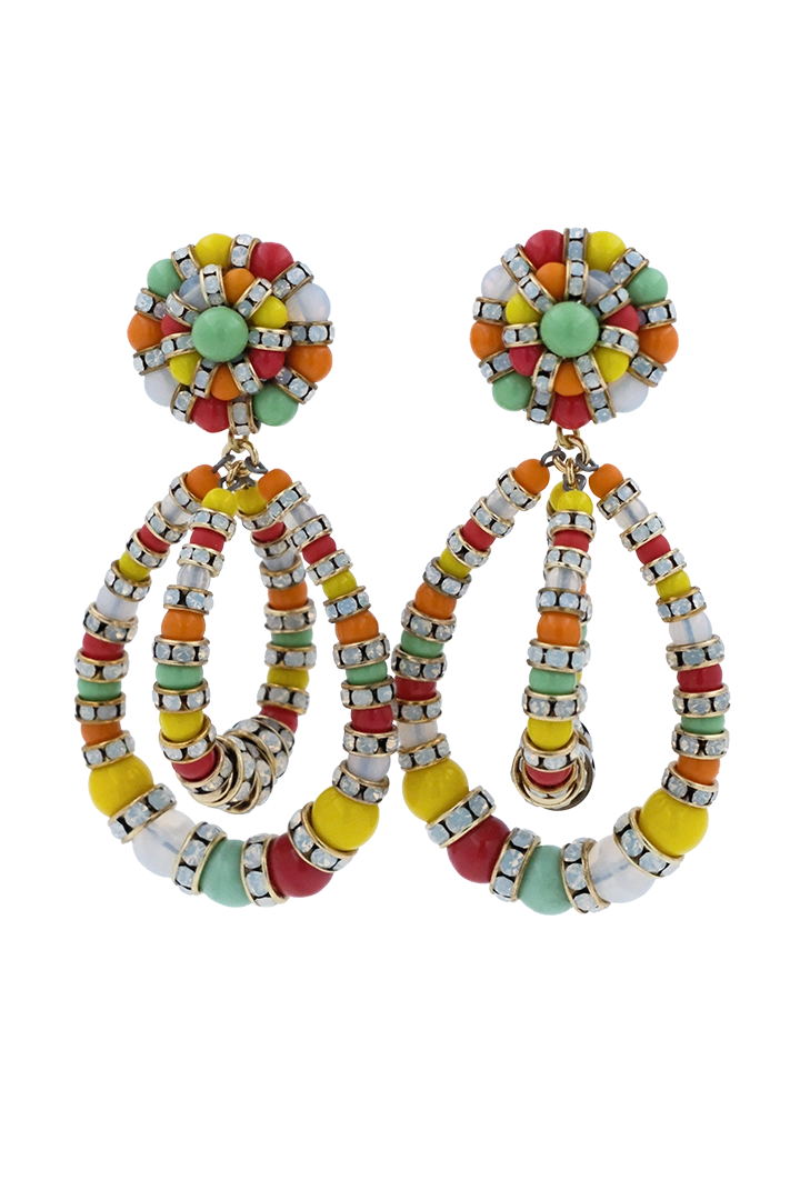 Paire de Boucles d'Oreilles de taille moyenne et équilibrées en perles multicolore vert, jaune, rouge, orange et blanc et pendantes avec un fermoir clip et strass couleur opaline