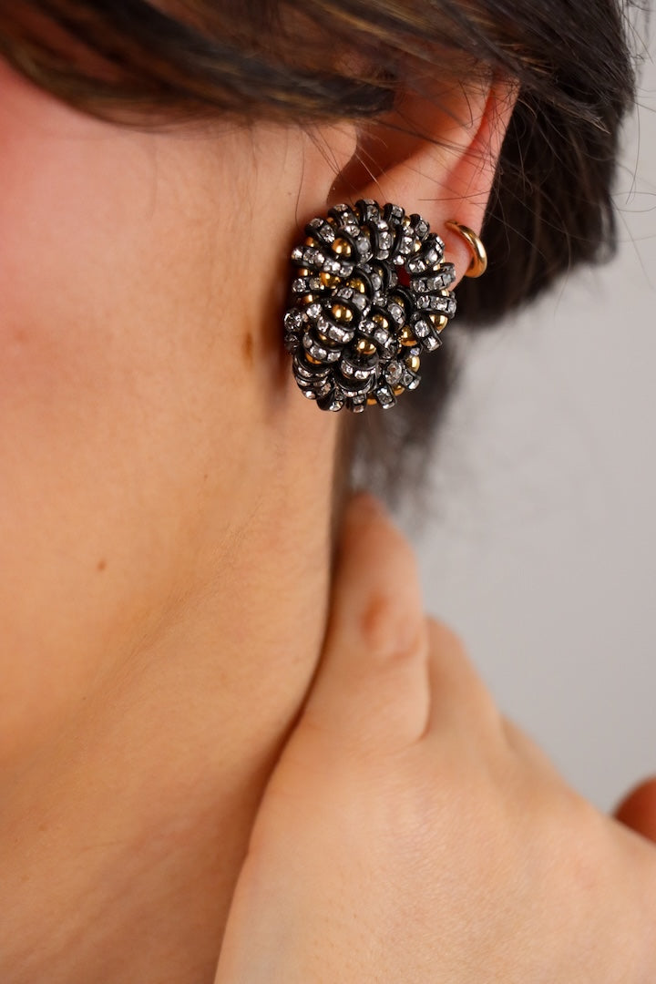 Boucles d'oreilles noires et dorées fermoir clip en perles et rondelles de strass Swarovski 