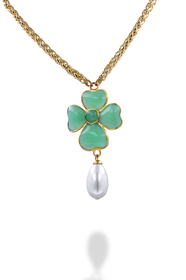Collier en pâte de verre fait à la main en France Jade vert