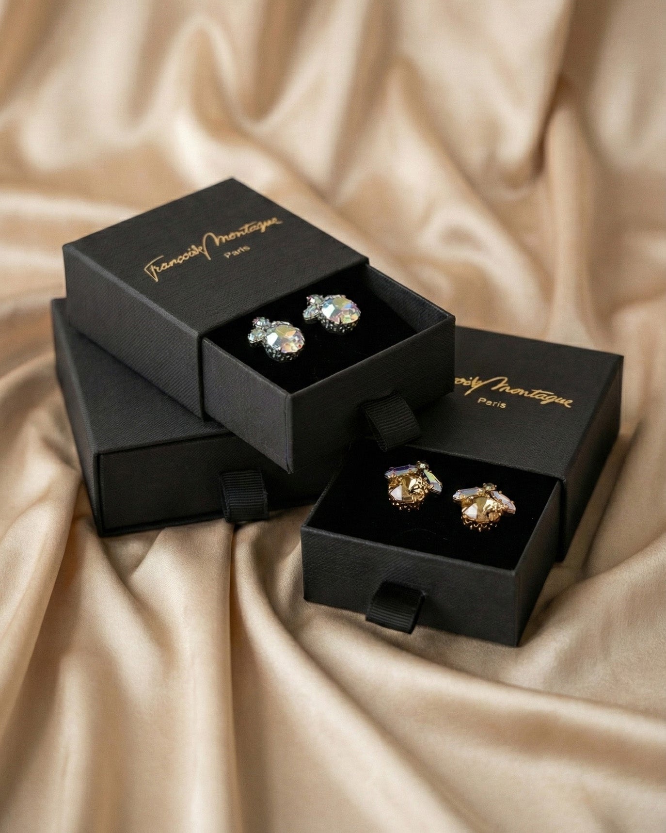 Boucles d'Oreilles pendantes en strass colorées - Bijou fait à la main en France