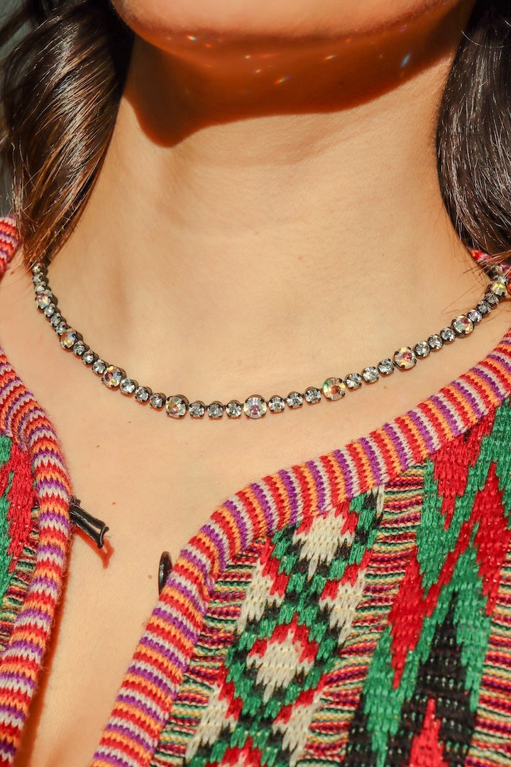 Collier chocker effet diamant en strass blanc 