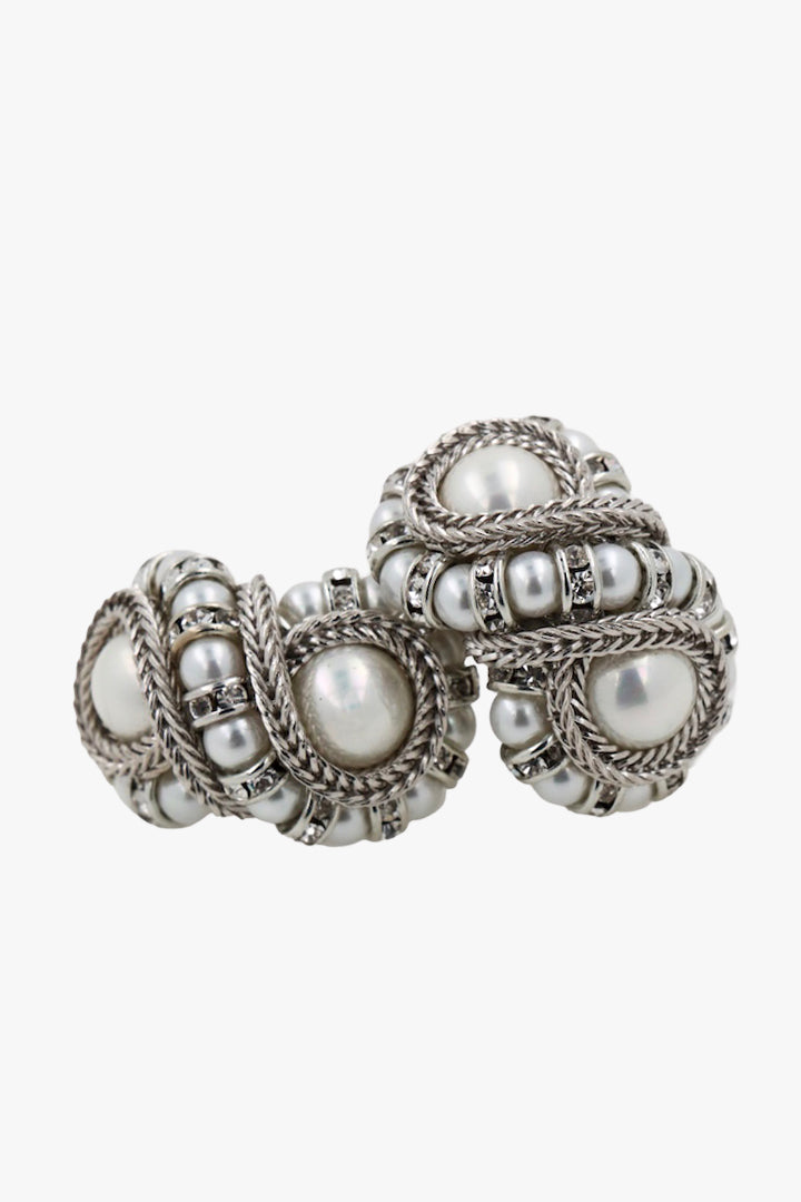 Boucles d'oreilles fermoir clip en forme de HUIT en perles et strass argenté, gris et blanc