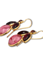 Boucles d'oreilles oreilles percées forme abeille rose et dorée