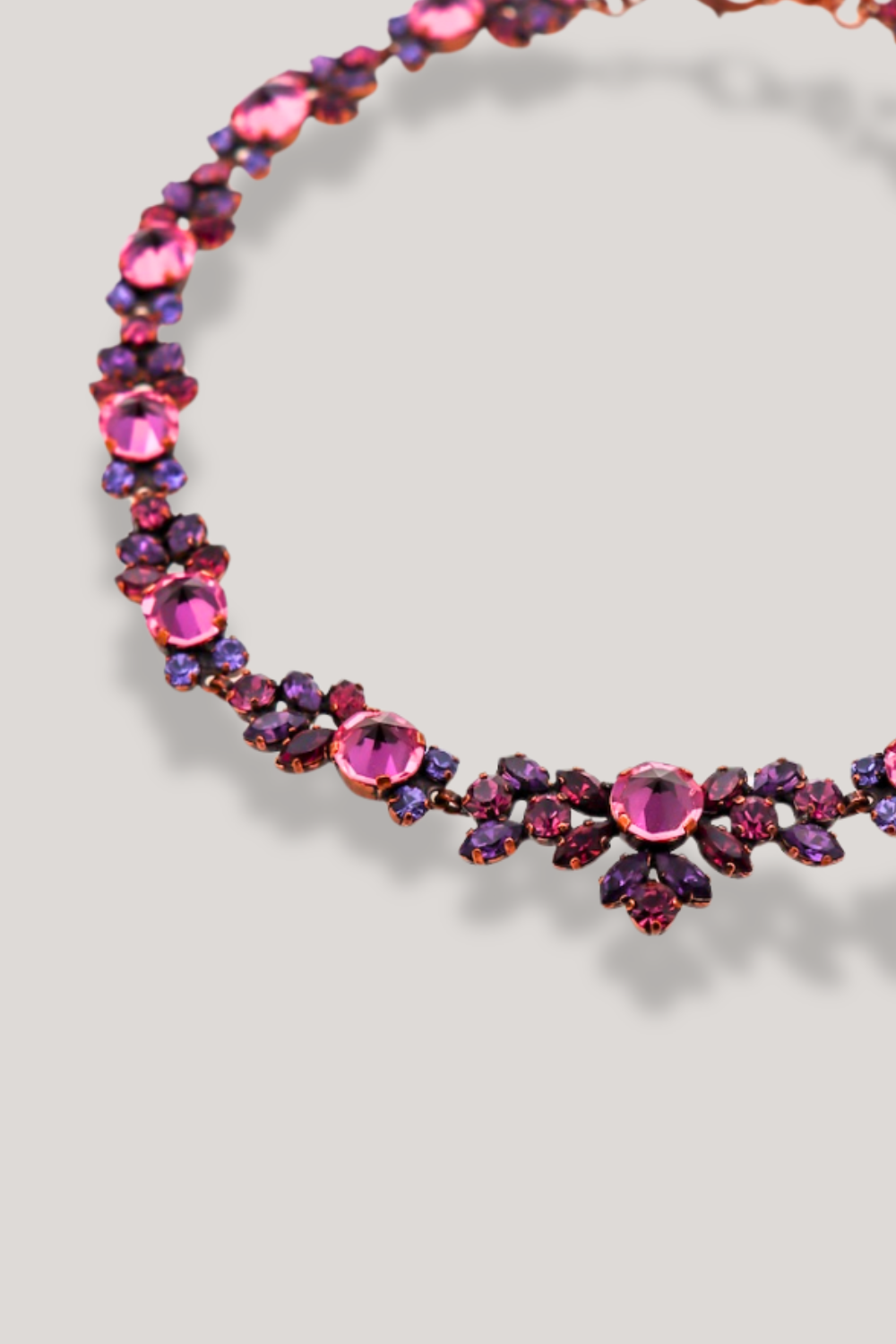 Collier femme fantaisie rose et violet en strass vintage ras de cou chocker tendance 