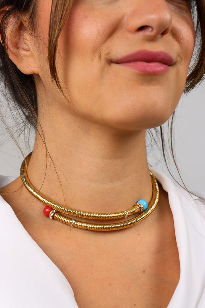 collier ras de cou doré perles rouges et bleues turquoise strass Swarovski