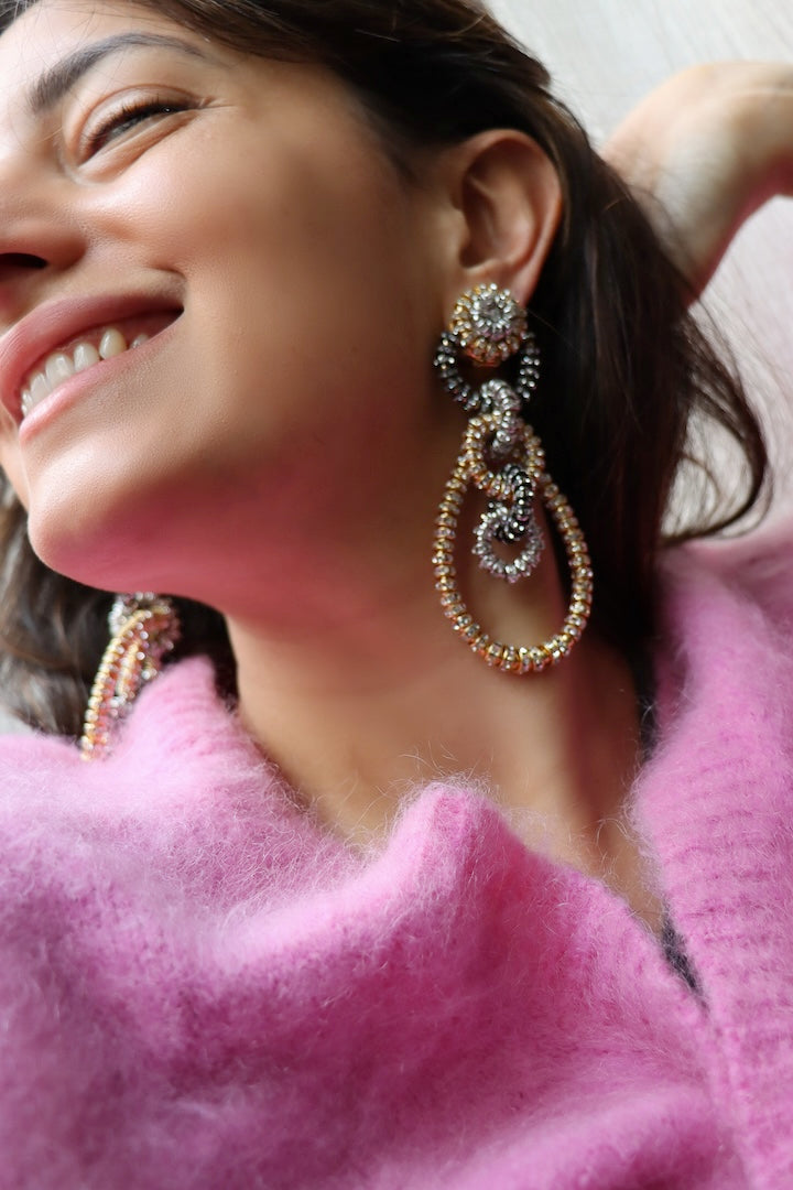 Boucles d'oreilles pendantes XXL Doré argentée et noire - bijou fantaisie fait à la main en France 