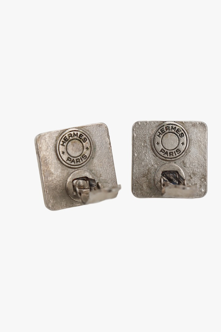 Signature au dos de boucles d'oreilles hermès paris vintage 