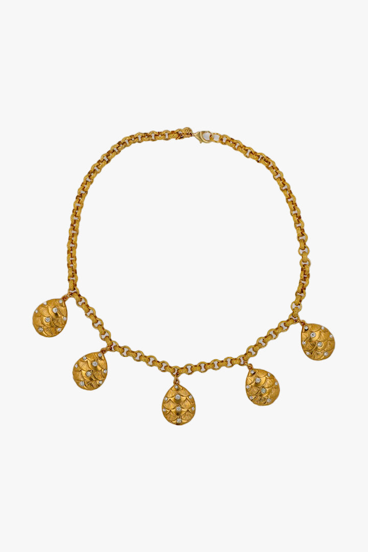 Collier avec détail de gouttes vintage dorée et strass